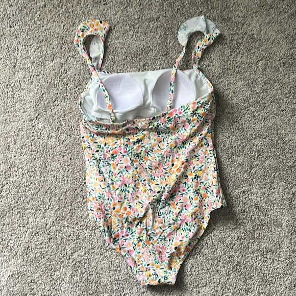 Floral One Piece Swimsuit Size L Pink Orange Green Print Bathing Suit - Picture 3 of 3